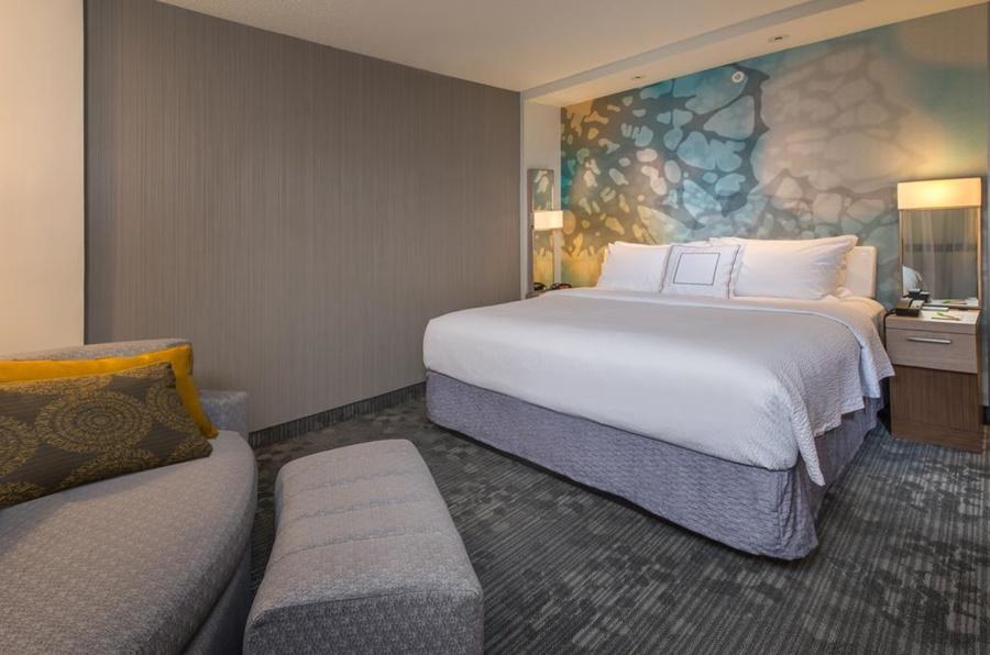Courtyard By Marriott Saskatoon Airport Hotel Exterior photo